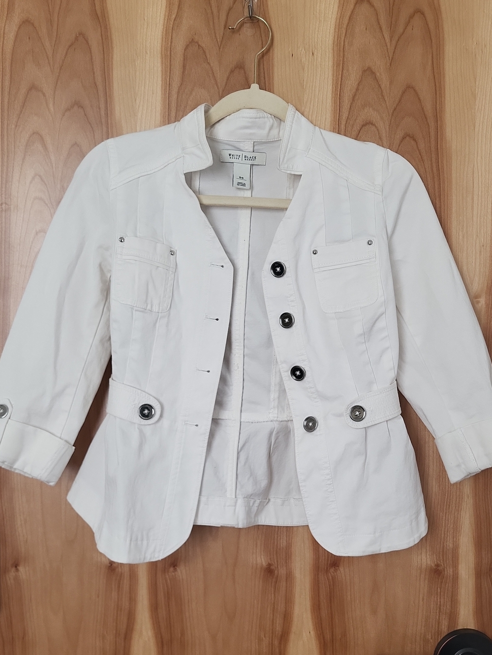White House Black Market White Button-Front Tailored Blazer